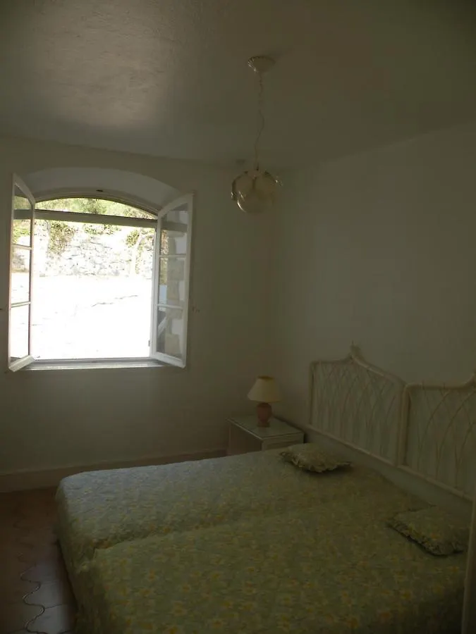 Séjour chez l'habitant Appartement Chambre Tout Confort Piscine Xxl Sauna Parking à Saint-Jean-de-l'Esterel France