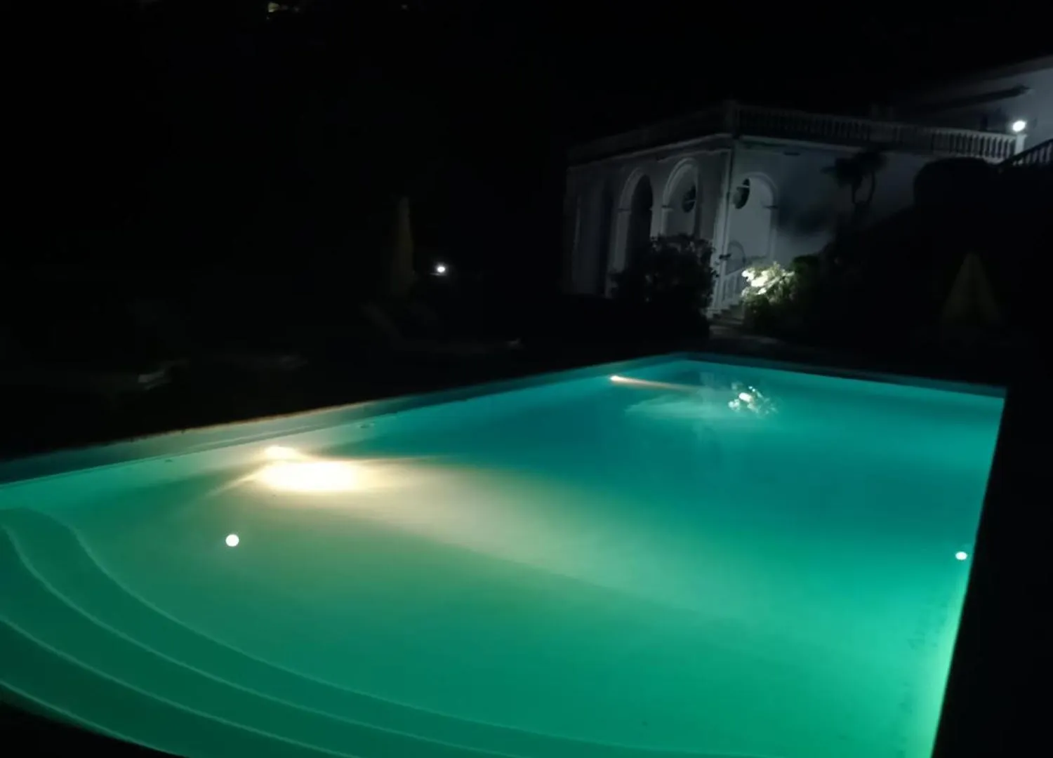 Appartement Chambre Tout Confort Piscine Xxl Sauna Parking à Saint-Jean-de-l'Esterel France